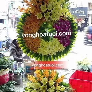 Vòng hoa SG tím vàng