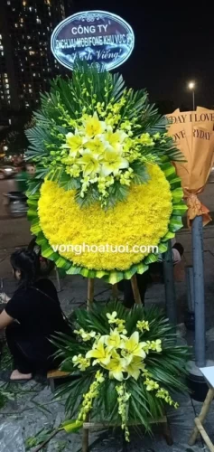 Vòng hoa tang lễ Định Công