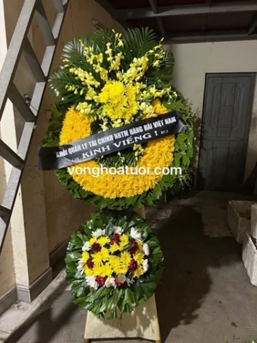 Vòng hoa tang lễ Đông Anh
