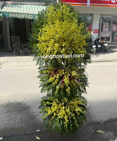 Vòng hoa đức giang long biên