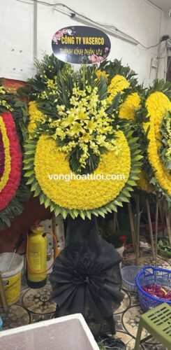 Vòng hoa tang lễ Đống Đa